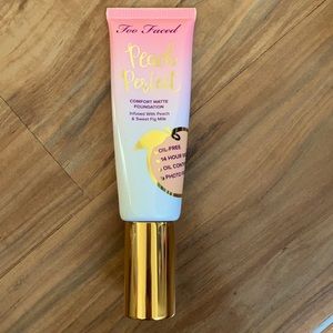 Too faced peach perfect foundation